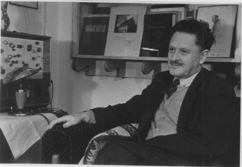 Bir mihenk taşı olarak Nâzım Hikmet