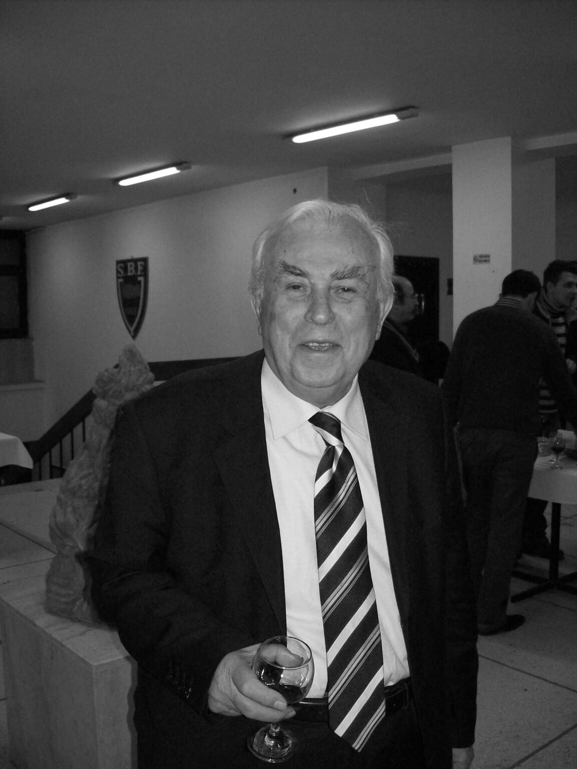 Direncin ve aydın onurunun simgesi bir bilim insanı: Cevat Geray