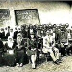 Eleştirel pedagoji ve bir “eğitim yurdu” tasarımı olarak Köy Enstitüleri