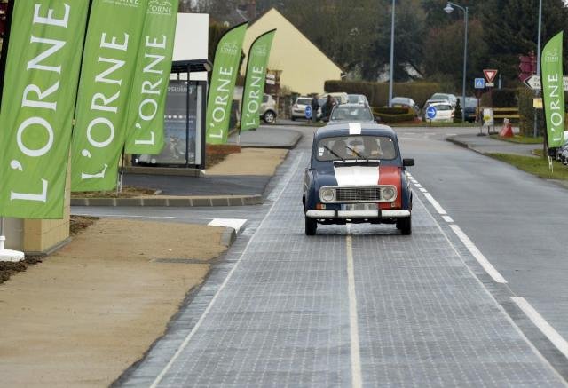 İlk güneş enerjili yol bir yaşında: Çalışıyor ancak biraz gürültülü