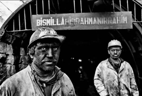 İnsan, iktisat ve yabancılaşma