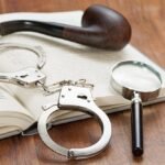 Katilin kimliği: Polisiye oyunlardan varoluşun sorgusuna