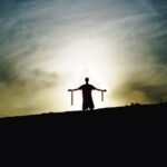 Teizmin ötesi, Ateizmin berisi: Dinsel Tanrı’ya karşı sivil Tanrı arayışı olarak Deizm